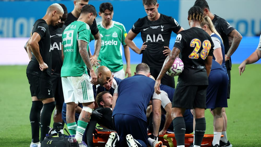 Tottenham corre para substituir James Maddison após grave lesão no joelho imagem do post